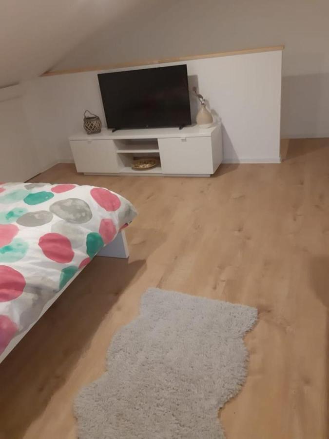 Apartman Hmelina Vrsi Zewnętrze zdjęcie